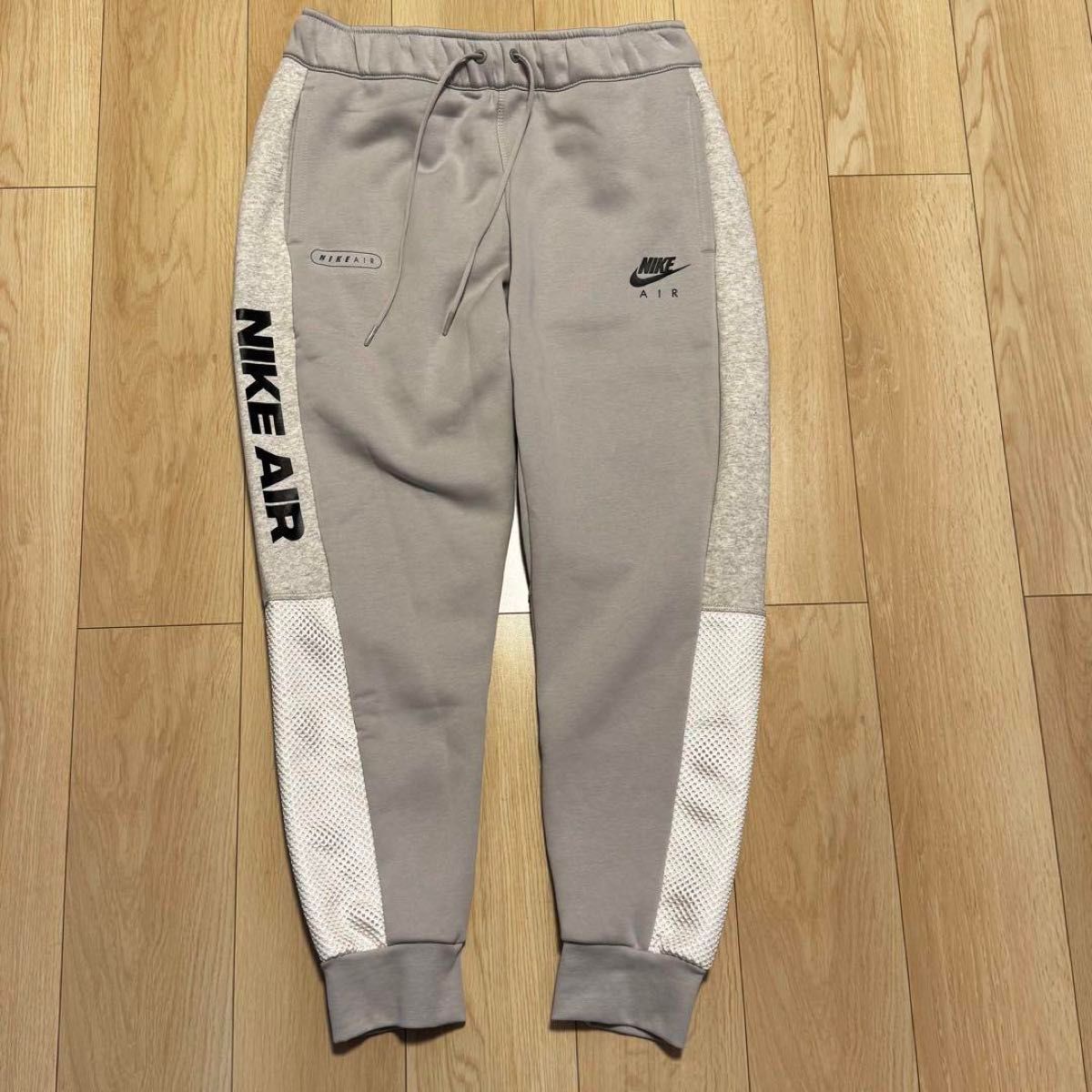 新品 NIKE ナイキ トレーナー スウェットパンツ セットアップ 新品 NIKE ナイキ トレーナー スウェットパンツ セットアップ