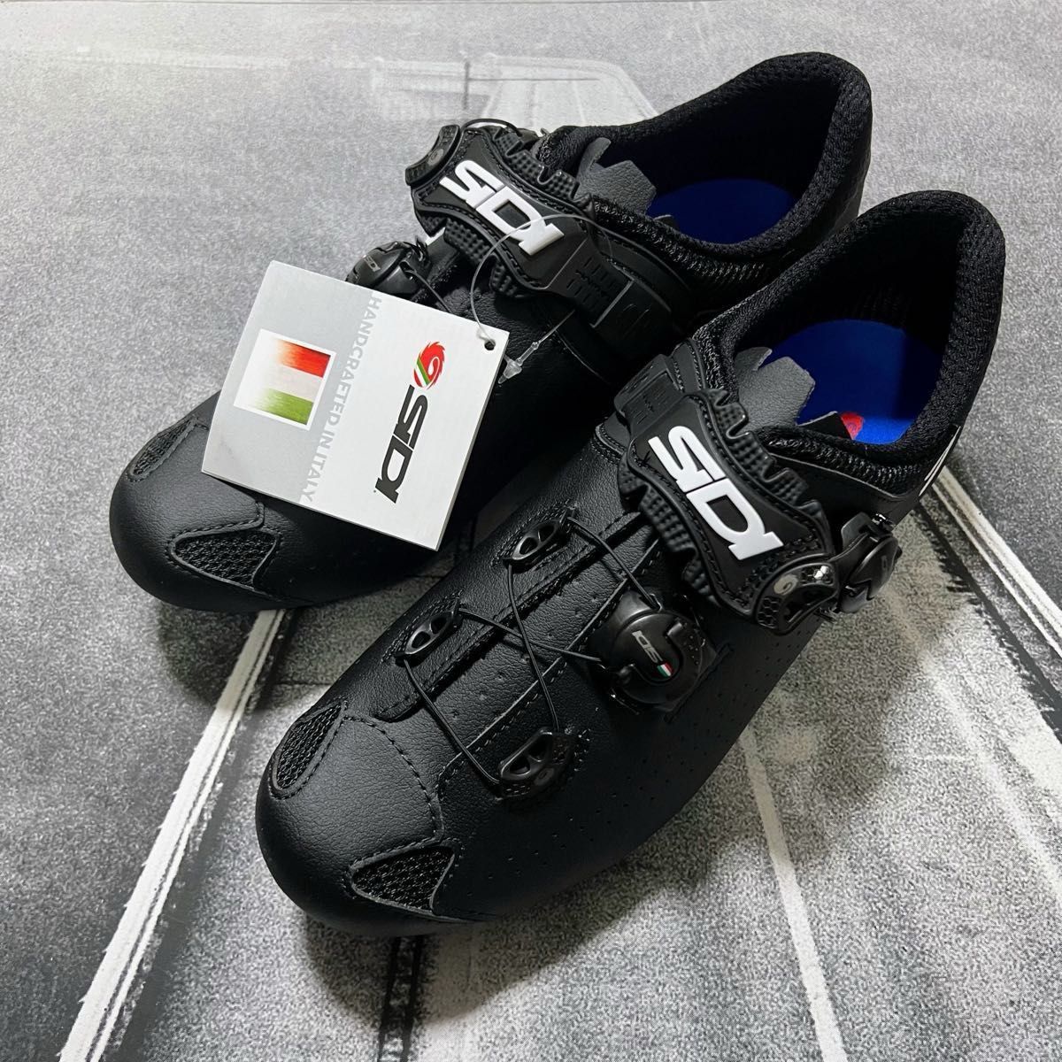 新品 SIDI SIXTY 60周年 記念モデル サイクリングシューズ EU44 新品 SIDI SIXTY 60周年 記念モデル サイクリングシューズ EU44
