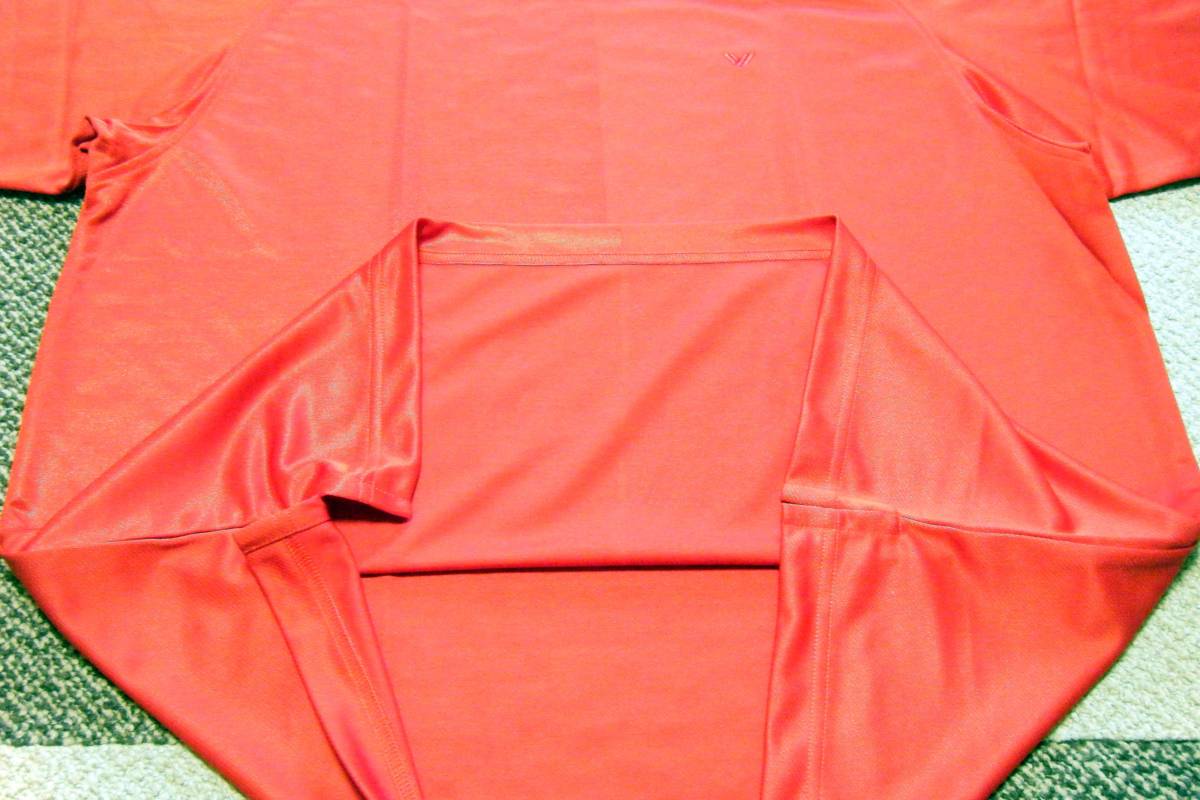 フェニックス　PHENIX　COOL&DRY　ゴルフ用高機能/涼感モックネックシャツ 赤色　サイズ M　ロゴ織り加工　吸汗速乾/ストレッチ/吸放湿機能_画像4