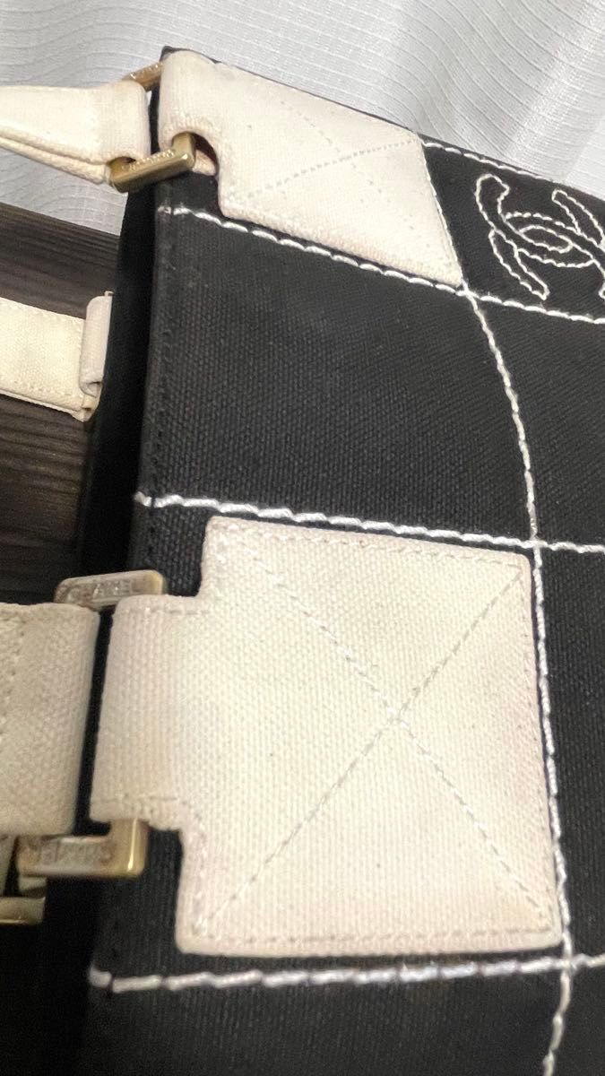 CHANEL シャネル チョコバー ワイルドステッチ ココマーク CHANEL シャネル チョコバー ワイルドステッチ ココマーク
