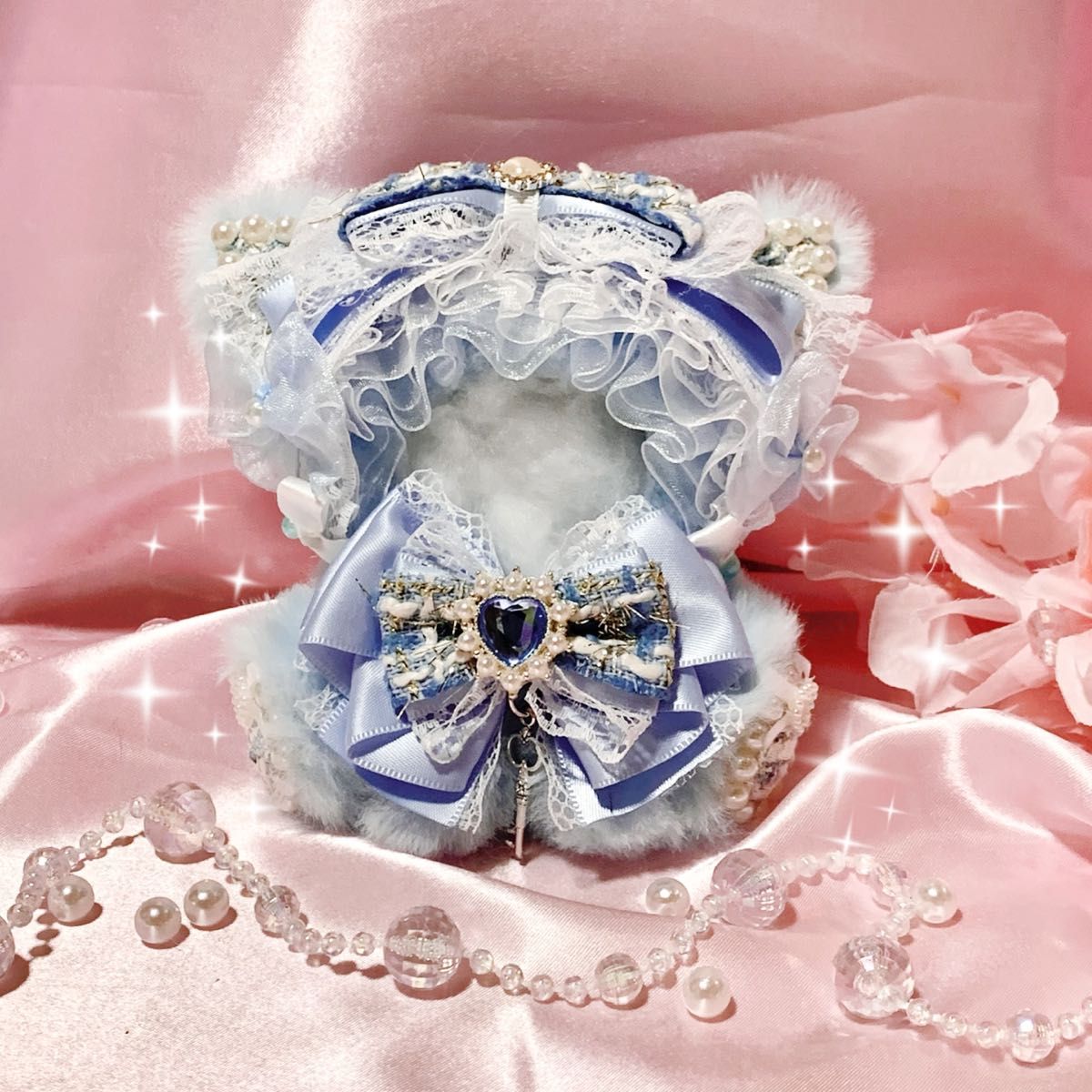 おすわりぬい服 ぬい服 ハンドメイド 10cm にじぱぺ 白×水色 おすわりぬい服 ぬい服 ハンドメイド 10cm にじぱぺ 白×水色