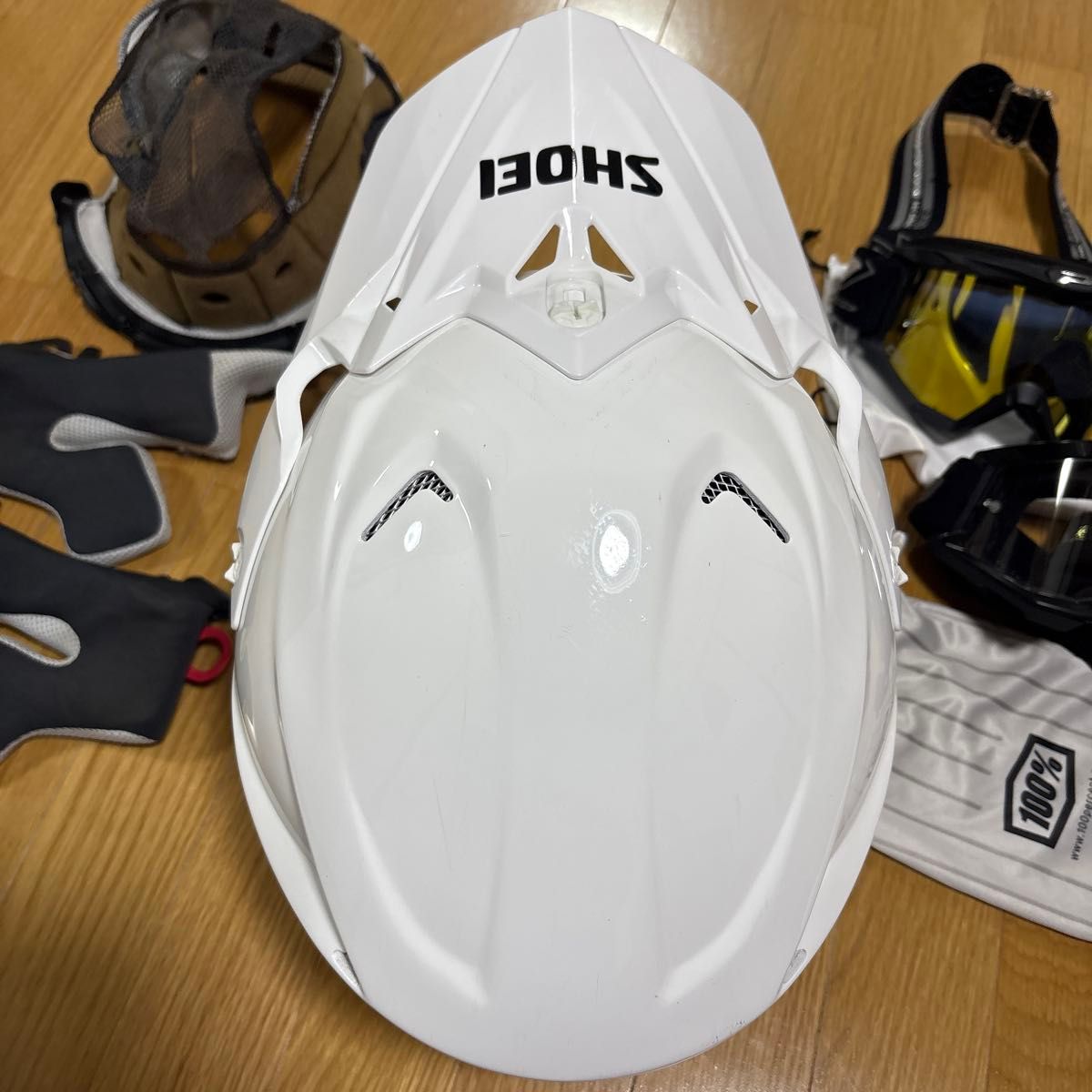 ヘルメット SHOEI VFX-W Mサイズ オフロード バイク モトクロス ヘルメット SHOEI VFX-W Mサイズ オフロード バイク モトクロス