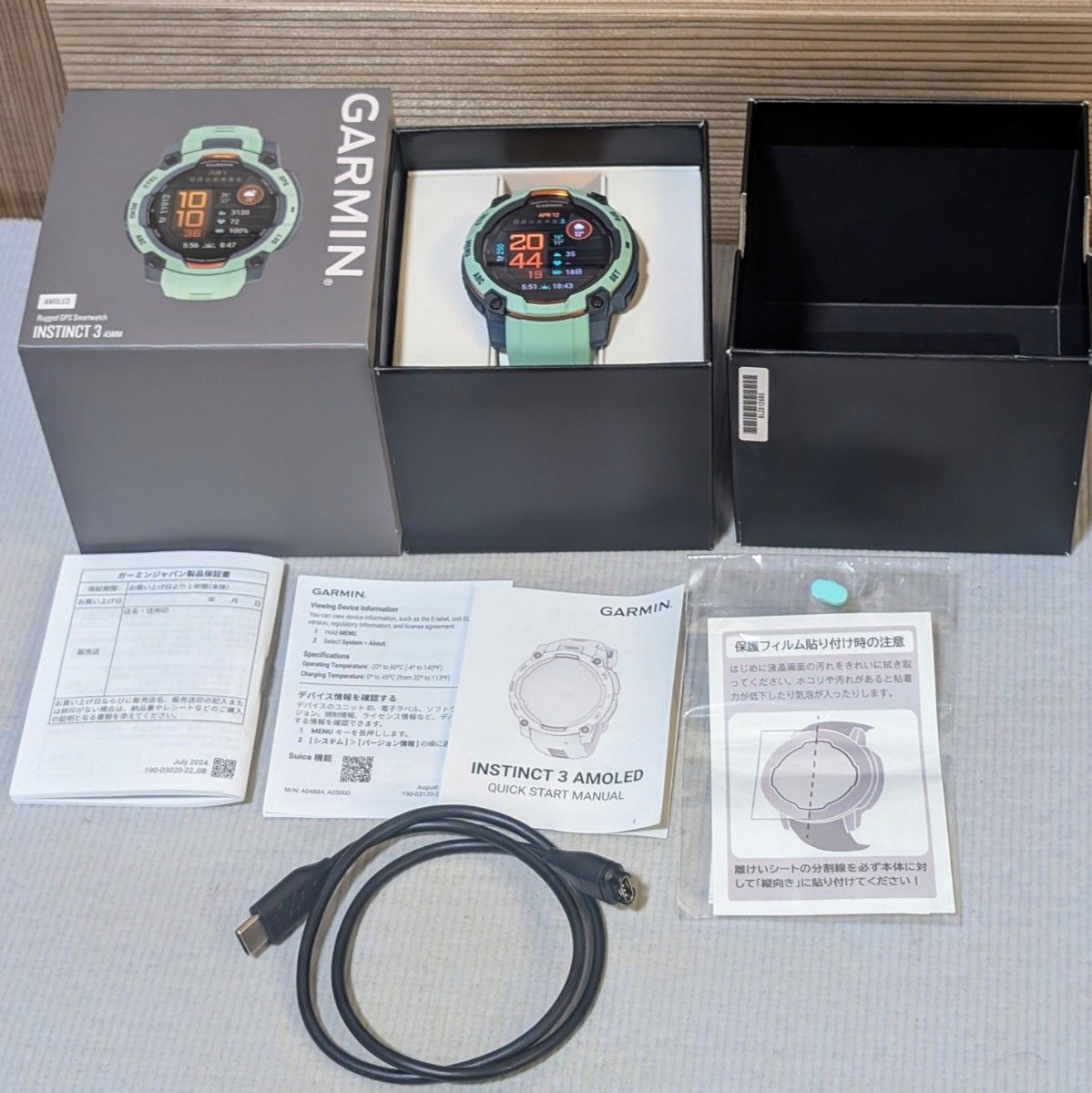 新品同様】限定 Garmin Instinct 3 AMOLED 45mm GPSスマート 新品同様】限定 Garmin Instinct 3 AMOLED 45mm GPSスマート
