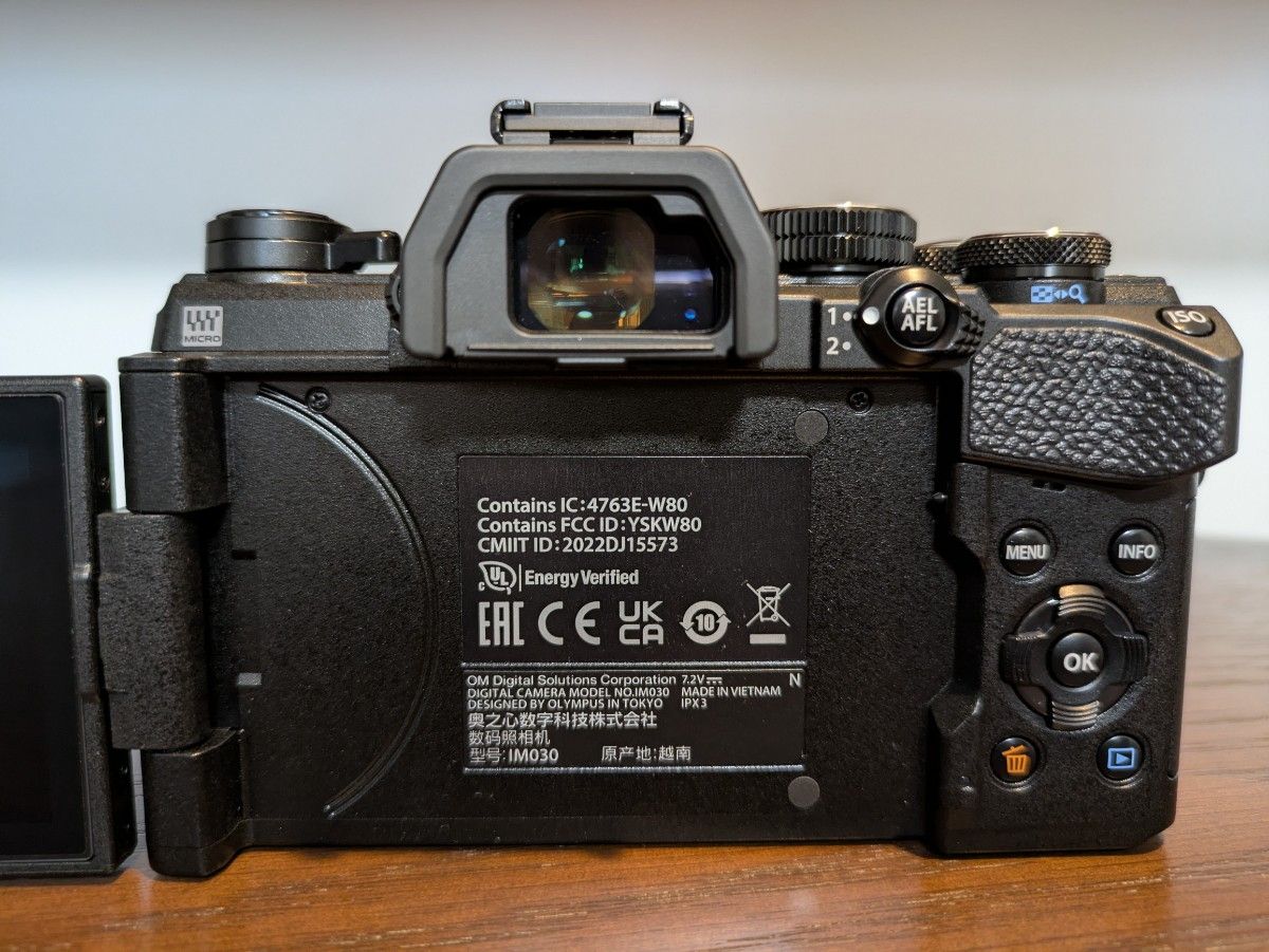 OM SYSTEM OM-5 ボディブラック ショット721回 美品|Yahoo OM SYSTEM OM-5 ボディブラック ショット721回 美品|Yahoo