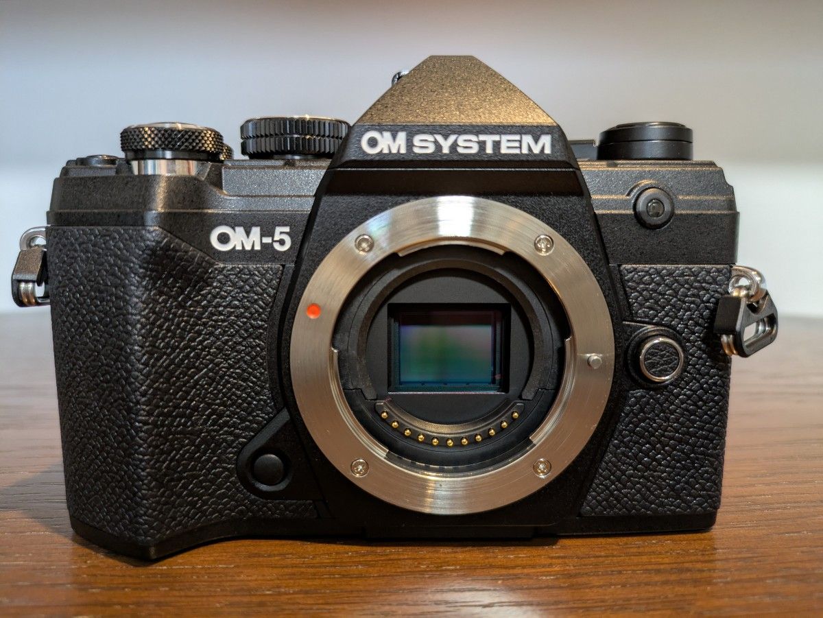 OM SYSTEM OM-5 ボディブラック ショット721回 美品|Yahoo OM SYSTEM OM-5 ボディブラック ショット721回 美品|Yahoo