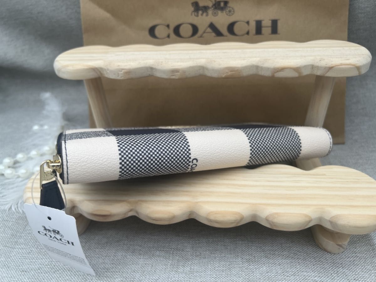 COACH 財布 コーチ長財布新品未使用 チェック柄 アコーディオン COACH 財布 コーチ長財布新品未使用 チェック柄 アコーディオン