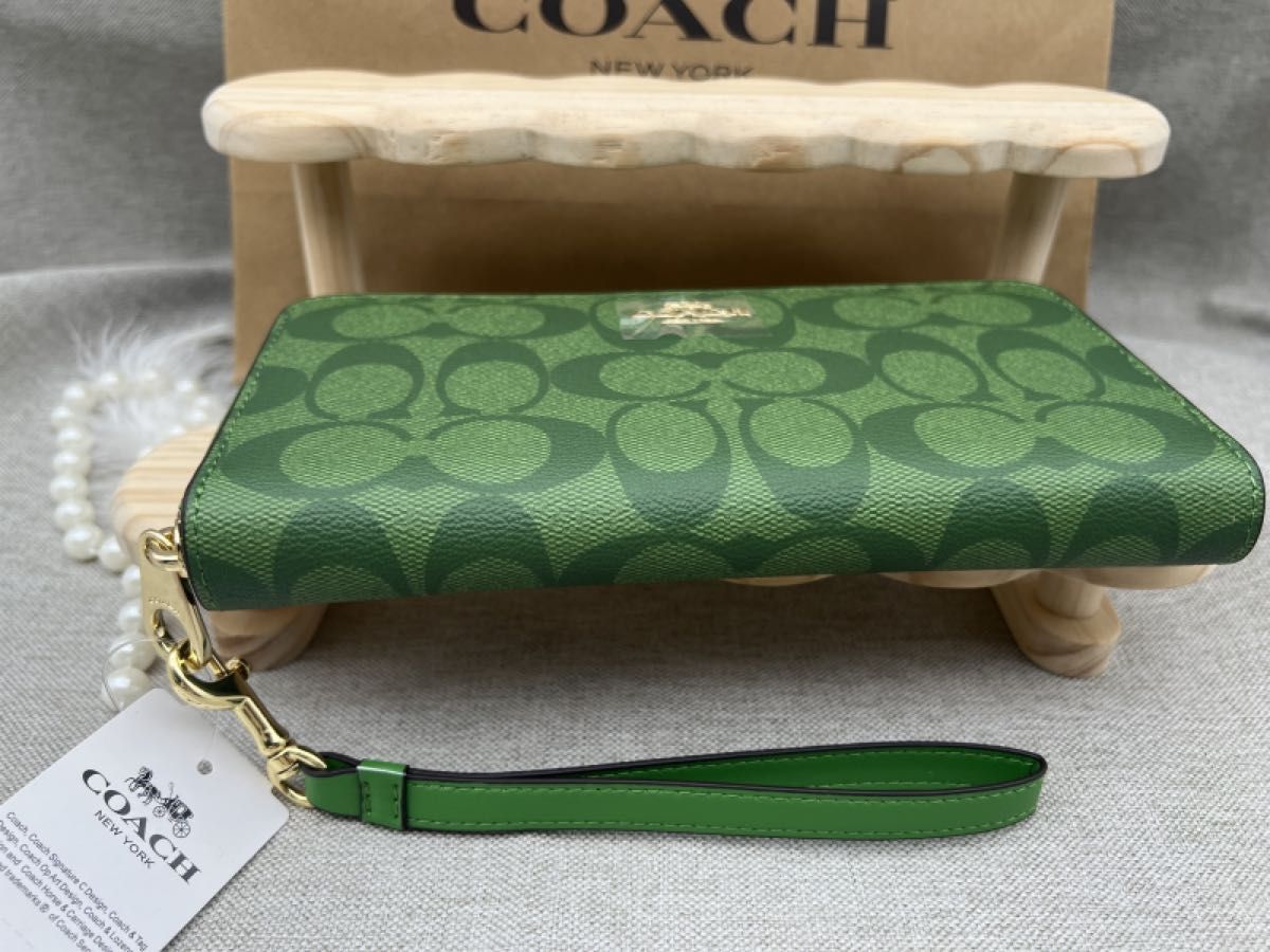 コーチ財布 COACH 長財布 緑 グリーン シグネチャー 新品未使用 コーチ財布 COACH 長財布 緑 グリーン シグネチャー 新品未使用