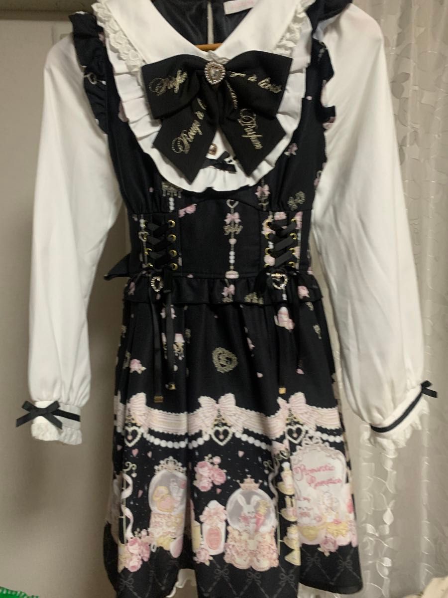 美品】LIZLISA Romantic Cosmetics柄ワンピース|Yahoo!フリマ 美品】LIZLISA Romantic Cosmetics柄ワンピース|Yahoo!フリマ