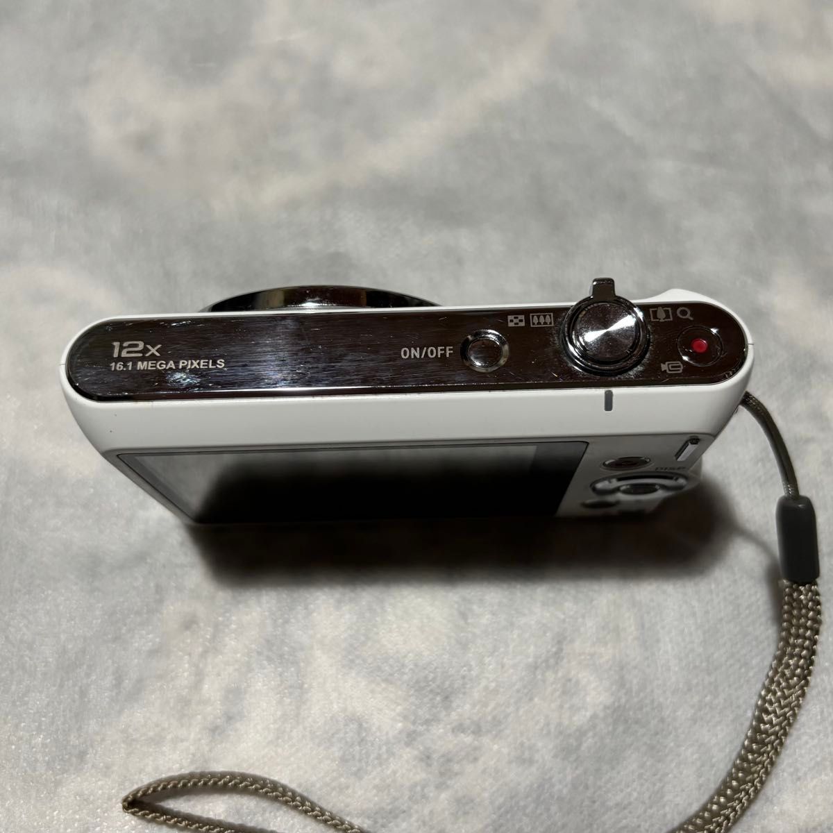 簡易動作確認済】CASIO EXILIM EX-ZS190 ホワイト コンデジ 簡易動作確認済】CASIO EXILIM EX-ZS190 ホワイト コンデジ