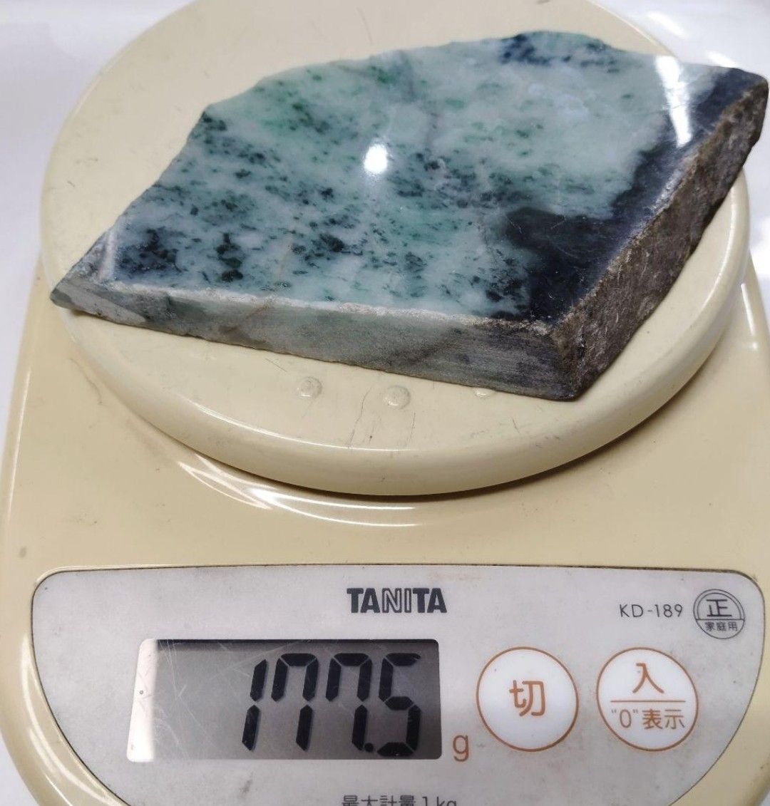 ミャンマー産 本翡翠 原石 177 5g No 72 JADEITE|Yahoo!フリマ ミャンマー産 本翡翠 原石 177 5g No 72 JADEITE|Yahoo!フリマ