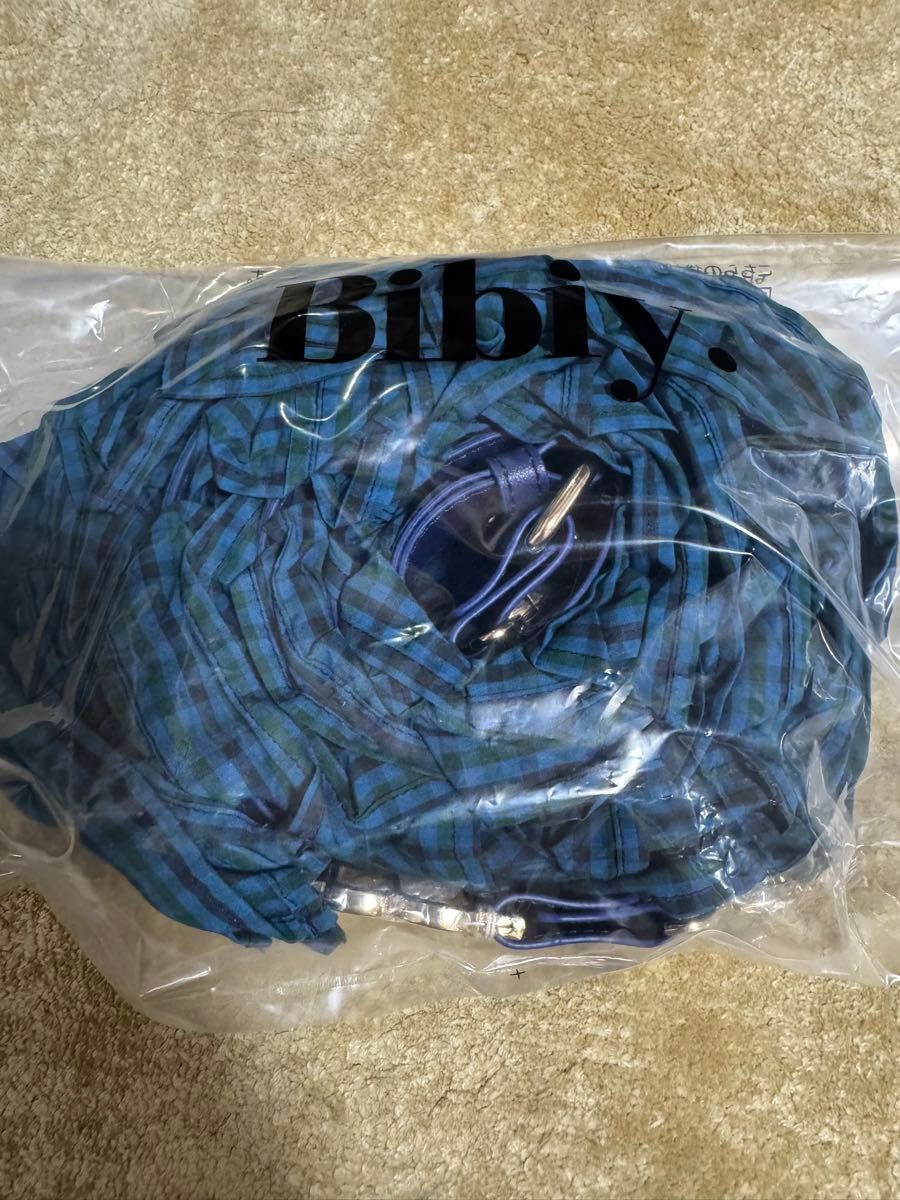 新品未開封】ショルダーストラップ〈Bibiy × familiar 新品未開封】ショルダーストラップ〈Bibiy × familiar