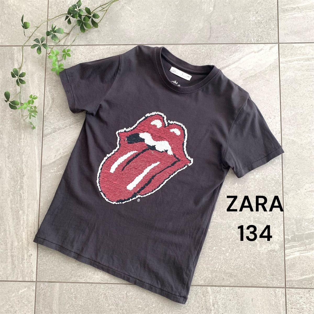 ZARA ザラ ザ ローリングストーンズ コラボ キッズ Tシャツ ZARA ザラ ザ ローリングストーンズ コラボ キッズ Tシャツ