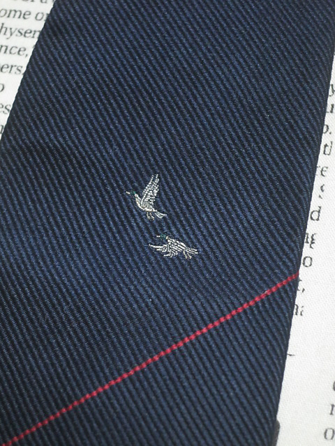  Burberry Burberry мельчайший глянец галстук бренд Mark собака жокей птица животное животное темно синий серия темно-синий серия L-005412.. пачка 