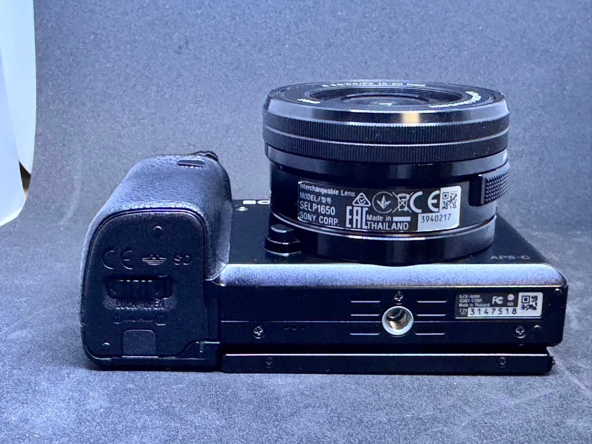中古品 SONY α6000 ミラーレス一眼 カメラ ダブルレンズキット 中古品 SONY α6000 ミラーレス一眼 カメラ ダブルレンズキット