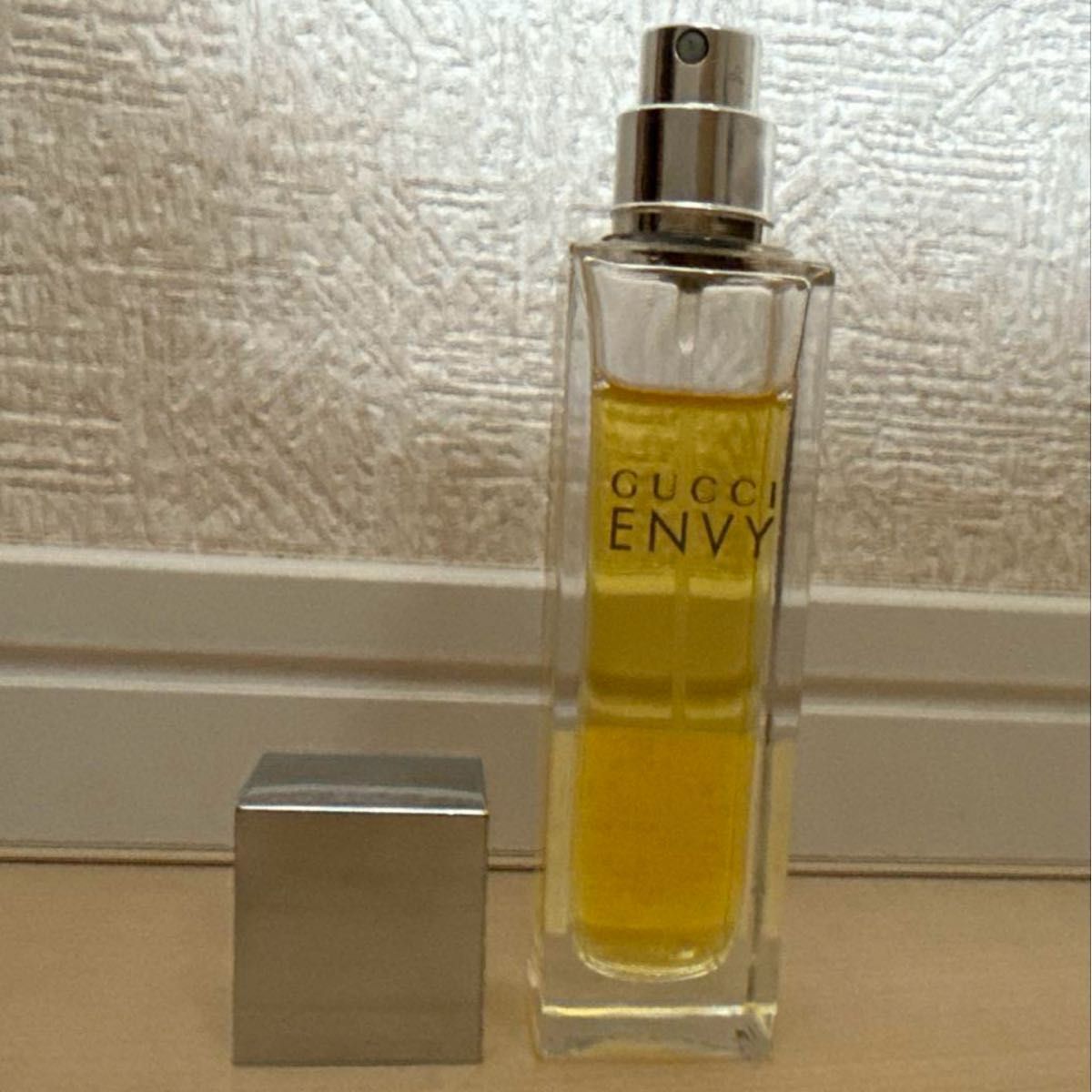 廃盤 レア GUCCI グッチ ENVY エンヴィ オードトワレ 30ml 廃盤 レア GUCCI グッチ ENVY エンヴィ オードトワレ 30ml