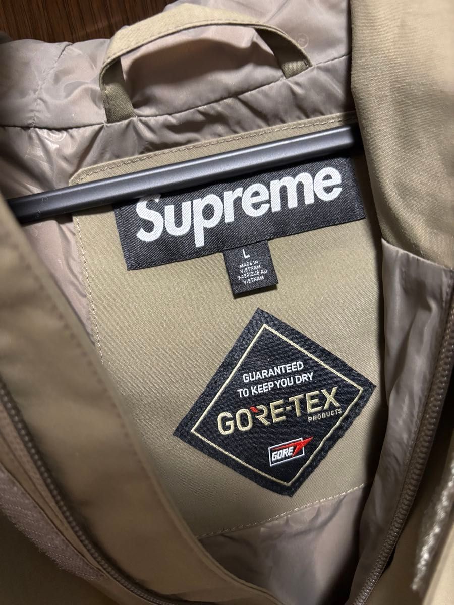 シュプリムSupreme GORE-TEX Anorak 24ss イエローLセットアップ シュプリムSupreme GORE-TEX Anorak 24ss イエローLセットアップ