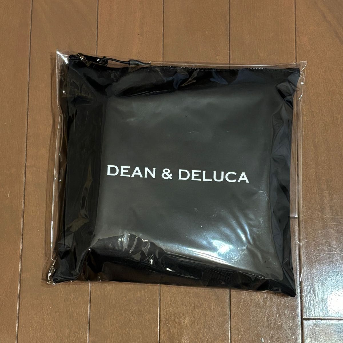 新品・未使用・未開封 DEAN &DELUCA完売品トラベルバッグ 再生 新品・未使用・未開封 DEAN &DELUCA完売品トラベルバッグ 再生