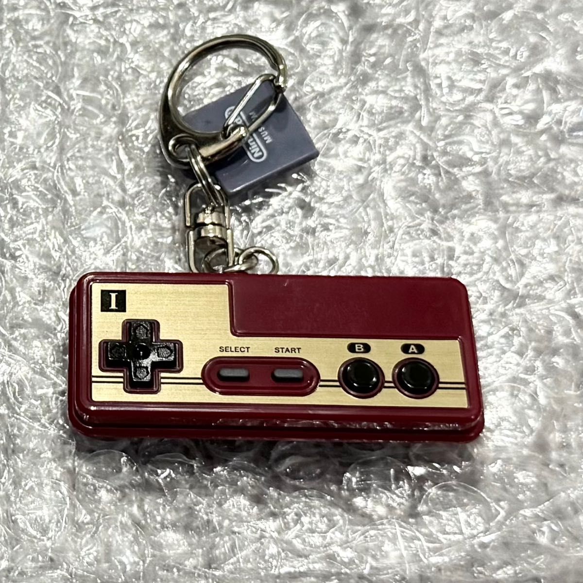 ニンテンドーミュージアム キーホルダー ファミコン 任天堂 ニンテンドーミュージアム キーホルダー ファミコン 任天堂