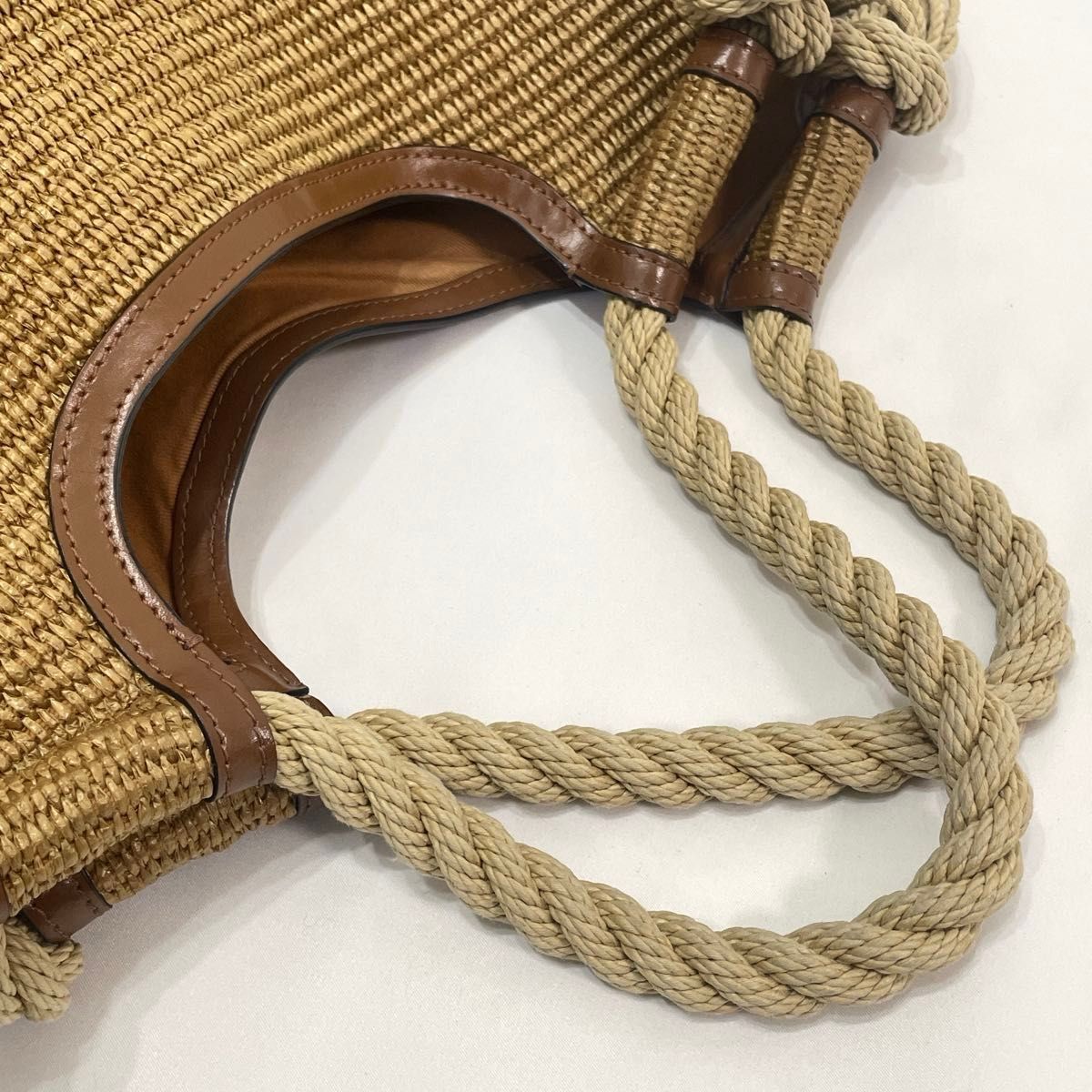 極美品】MARNI マルニ ロープハンドル ラフィア サマーバッグ 極美品】MARNI マルニ ロープハンドル ラフィア サマーバッグ