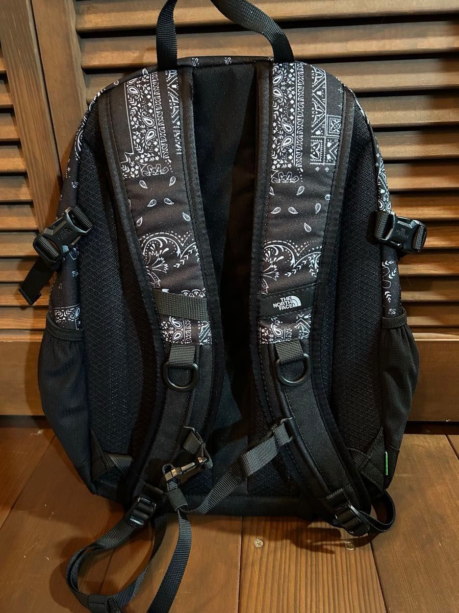 THE NORTH FACE リュック MINI SHOT バンダナ柄 ブラック タグ付 THE NORTH FACE リュック MINI SHOT バンダナ柄 ブラック タグ付
