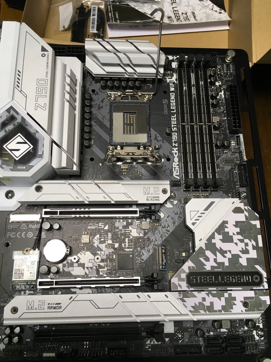 ASRock Z790 STEEL LEGEND WiFi マザーボード DDR5 動作品 ASRock Z790 STEEL LEGEND WiFi マザーボード DDR5 動作品