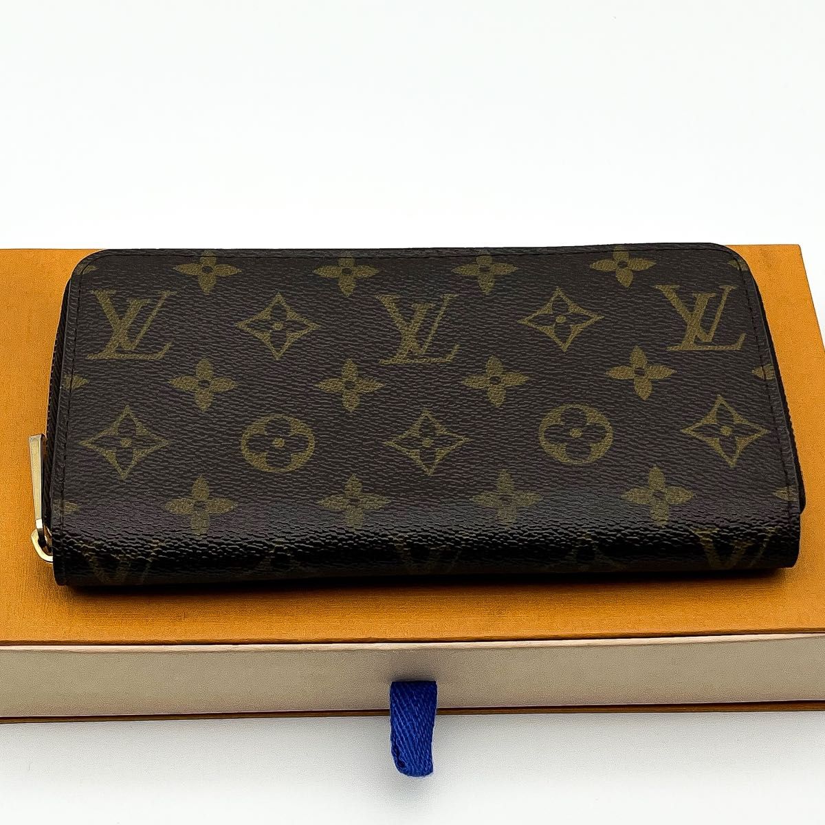 LOUIS VUITTON極美品モノグラムジッピーウォレットラウンド LOUIS VUITTON極美品モノグラムジッピーウォレットラウンド