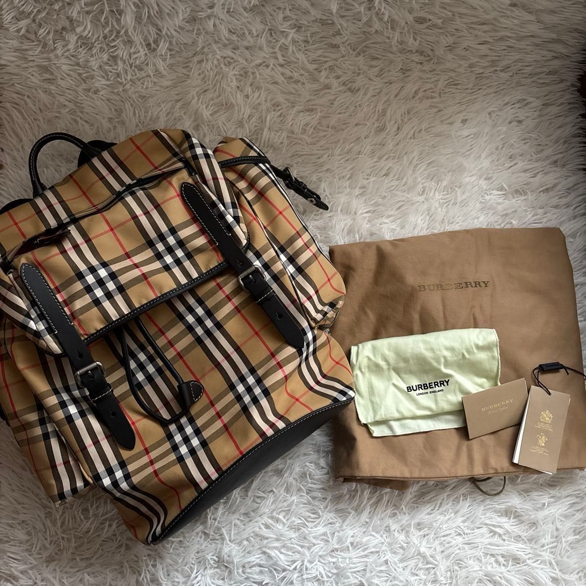現行 近代モデル BURBERRY 未使用新品 タグ付き 超美品 ノバ 現行 近代モデル BURBERRY 未使用新品 タグ付き 超美品 ノバ
