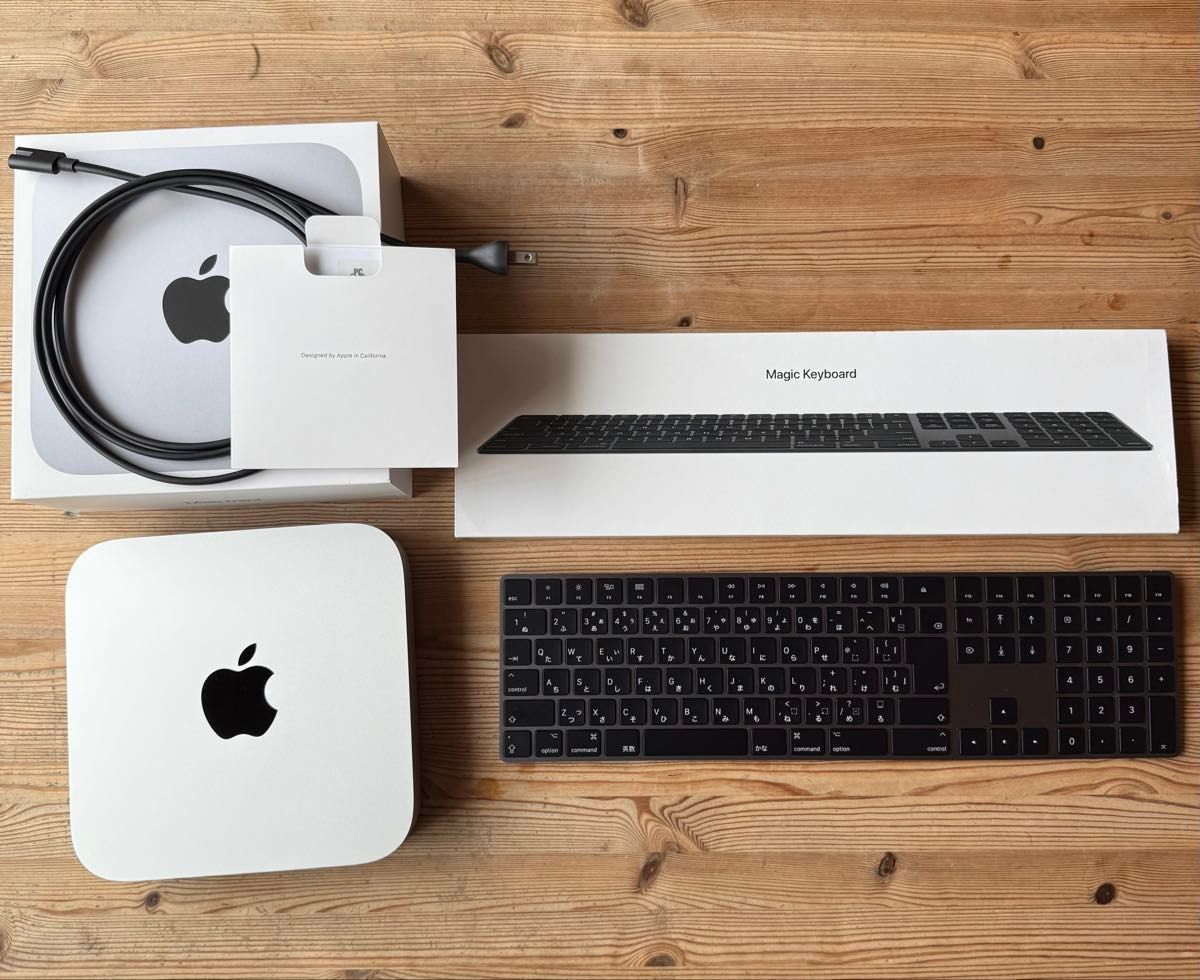Apple Mac mini M1 メモリ16GB ストレージ512GB 純正マジック Apple Mac mini M1 メモリ16GB ストレージ512GB 純正マジック