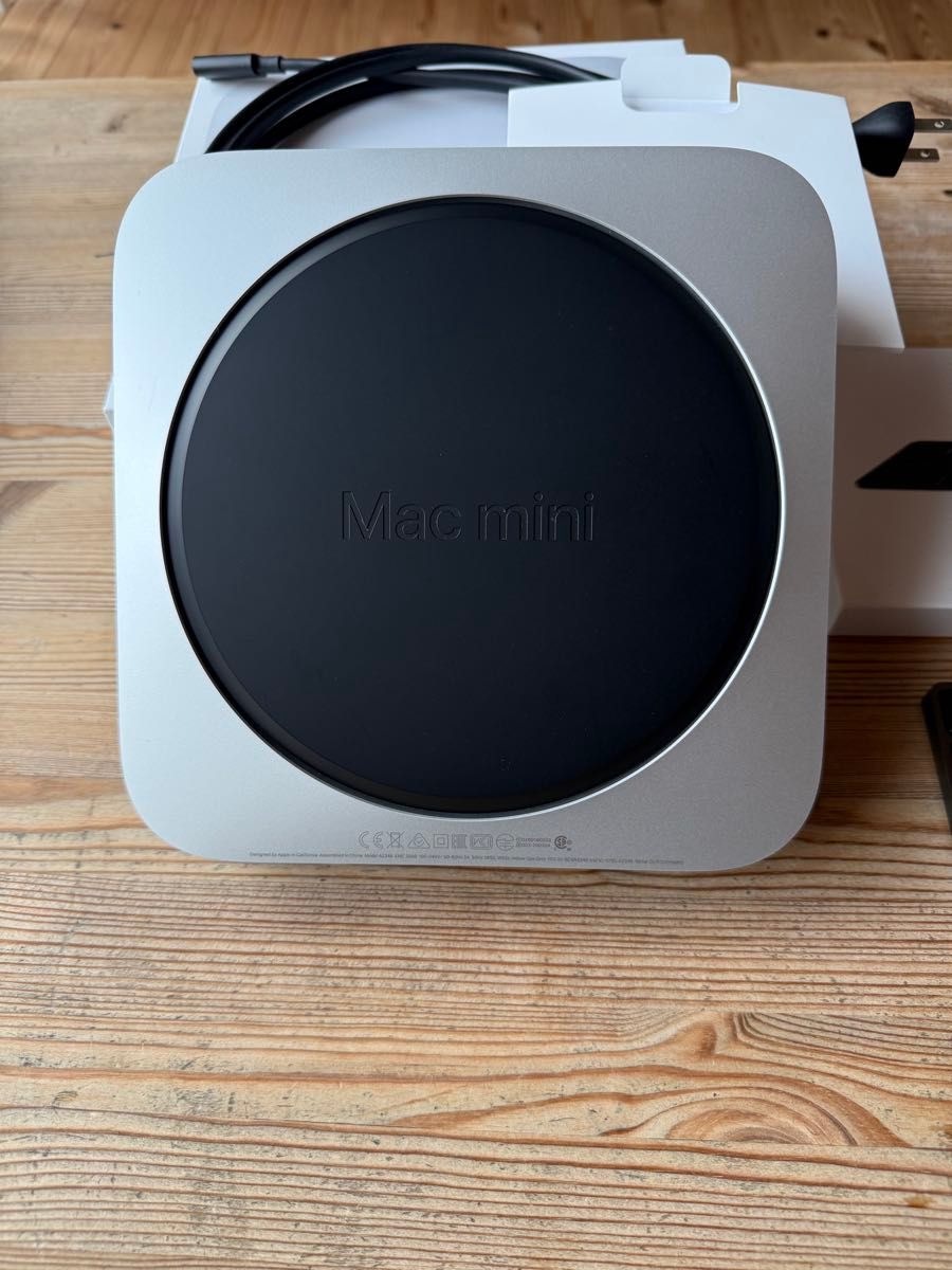 Apple Mac mini M1 メモリ16GB ストレージ512GB 純正マジック Apple Mac mini M1 メモリ16GB ストレージ512GB 純正マジック