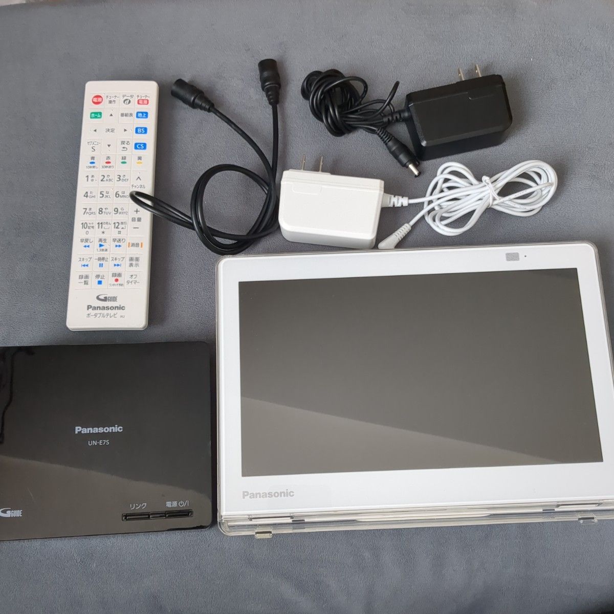 Panasonic パナソニック プライベートビエラ ポータブルテレビ Panasonic パナソニック プライベートビエラ ポータブルテレビ