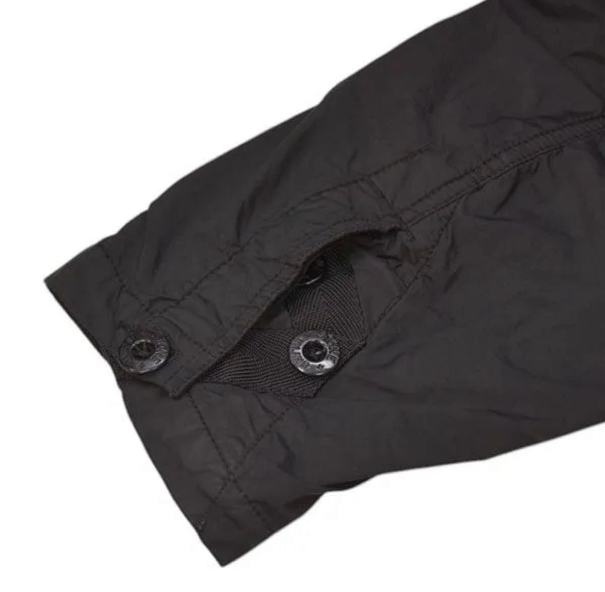 STONE ISLAND ナイロンジャケット 黒 L|Yahoo!フリマ(旧PayPay STONE ISLAND ナイロンジャケット 黒 L|Yahoo!フリマ(旧PayPay