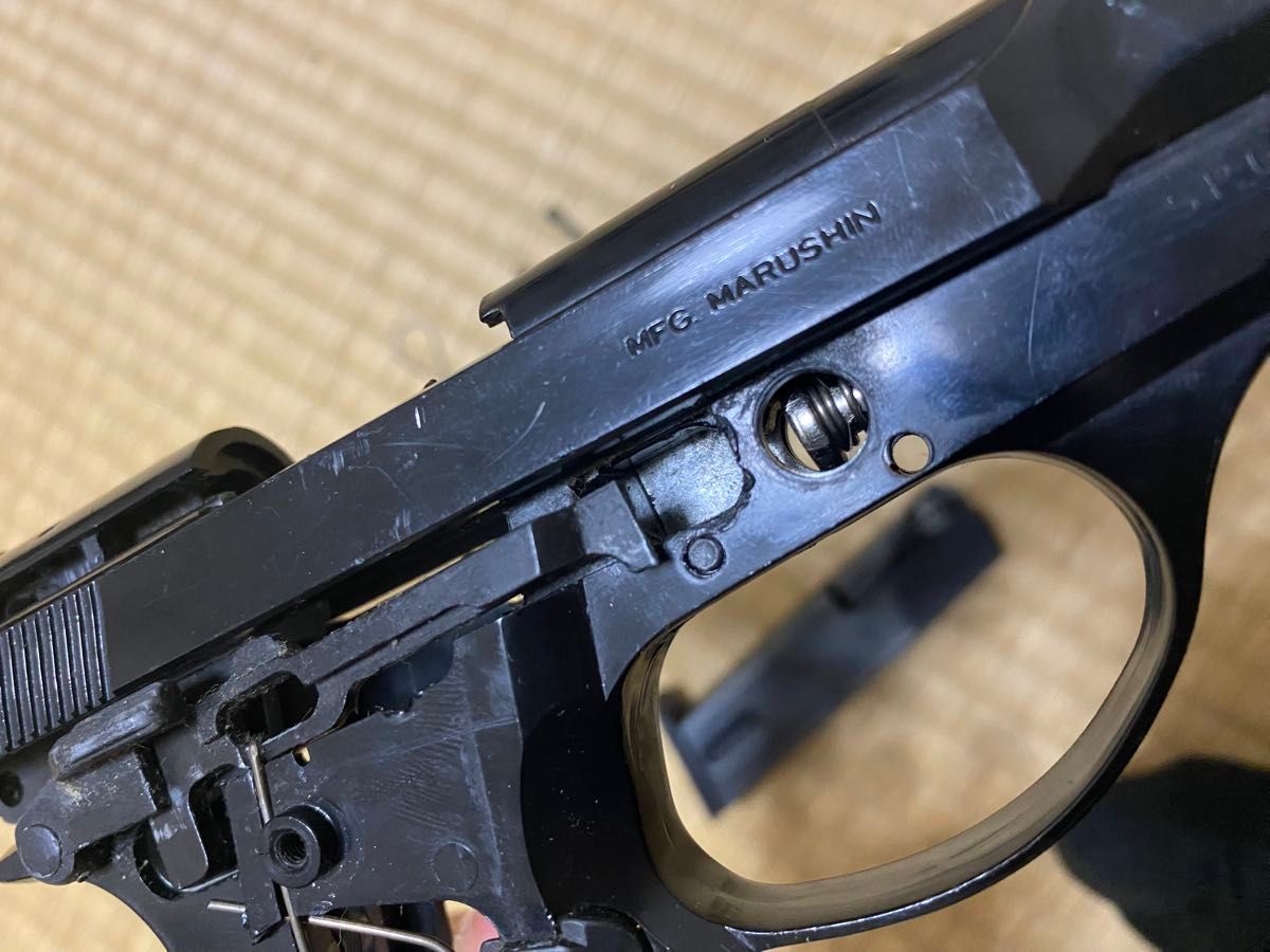 マルシン モデルガン ベレッタ M84 ABS リアル刻印 グリップ2 マルシン モデルガン ベレッタ M84 ABS リアル刻印 グリップ2