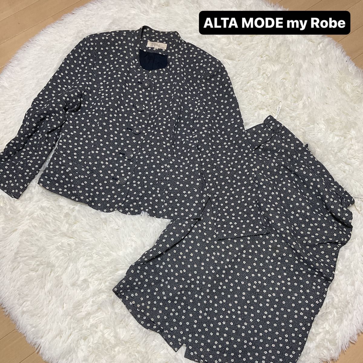 ALTA MODE my Robe スカートスーツ 花柄黒 セットアップ 2点 ALTA MODE my Robe スカートスーツ 花柄黒 セットアップ 2点
