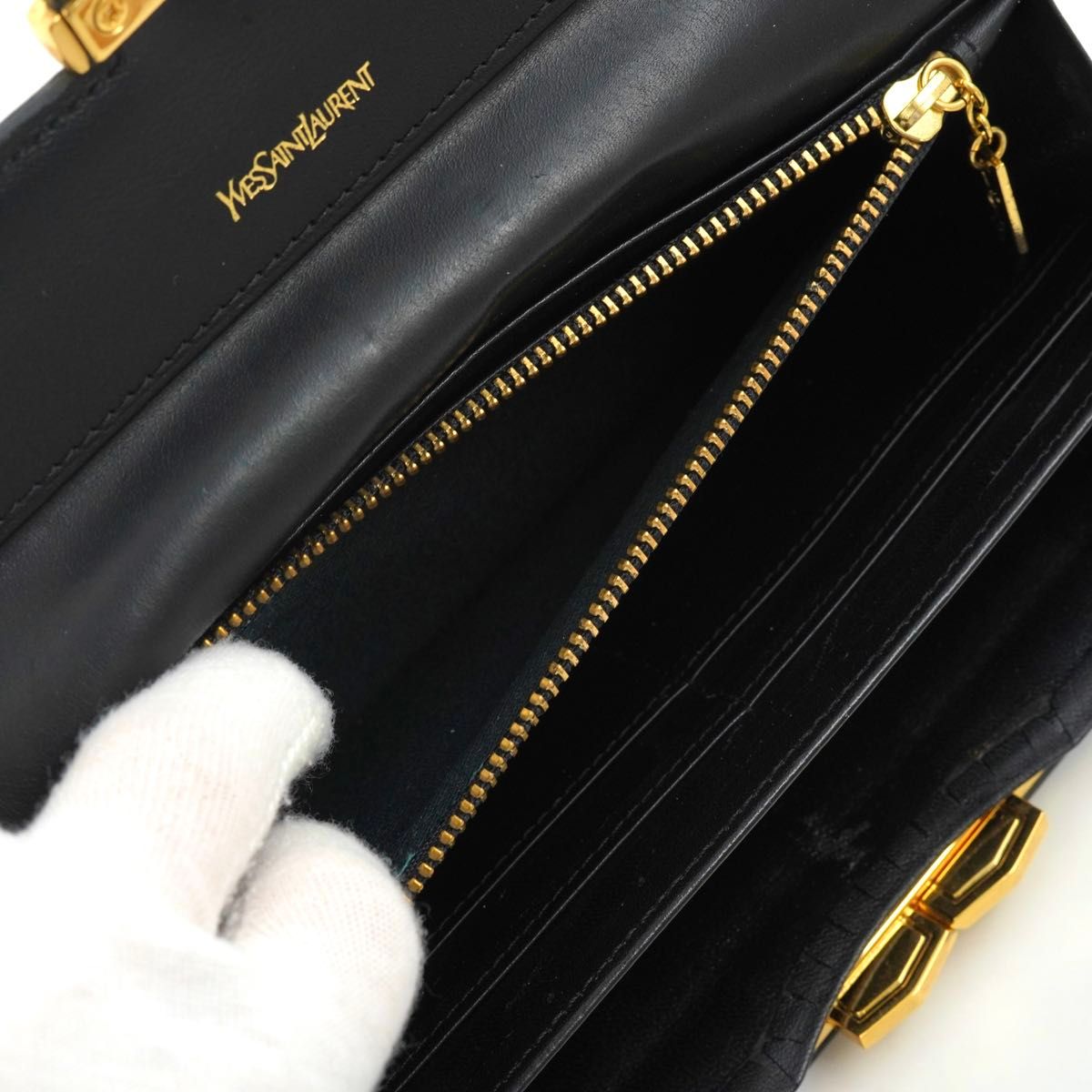 新品未使用 Yves Saint Laurent 長財布 クロコ がま口|Yahoo 新品未使用 Yves Saint Laurent 長財布 クロコ がま口|Yahoo