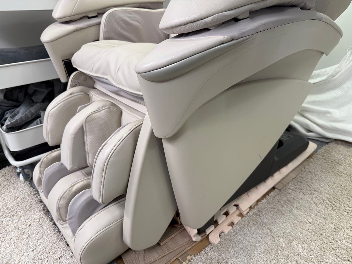 パナソニック マッサージチェア EP-MA97M リアルプロ 家庭用 パナソニック マッサージチェア EP-MA97M リアルプロ 家庭用