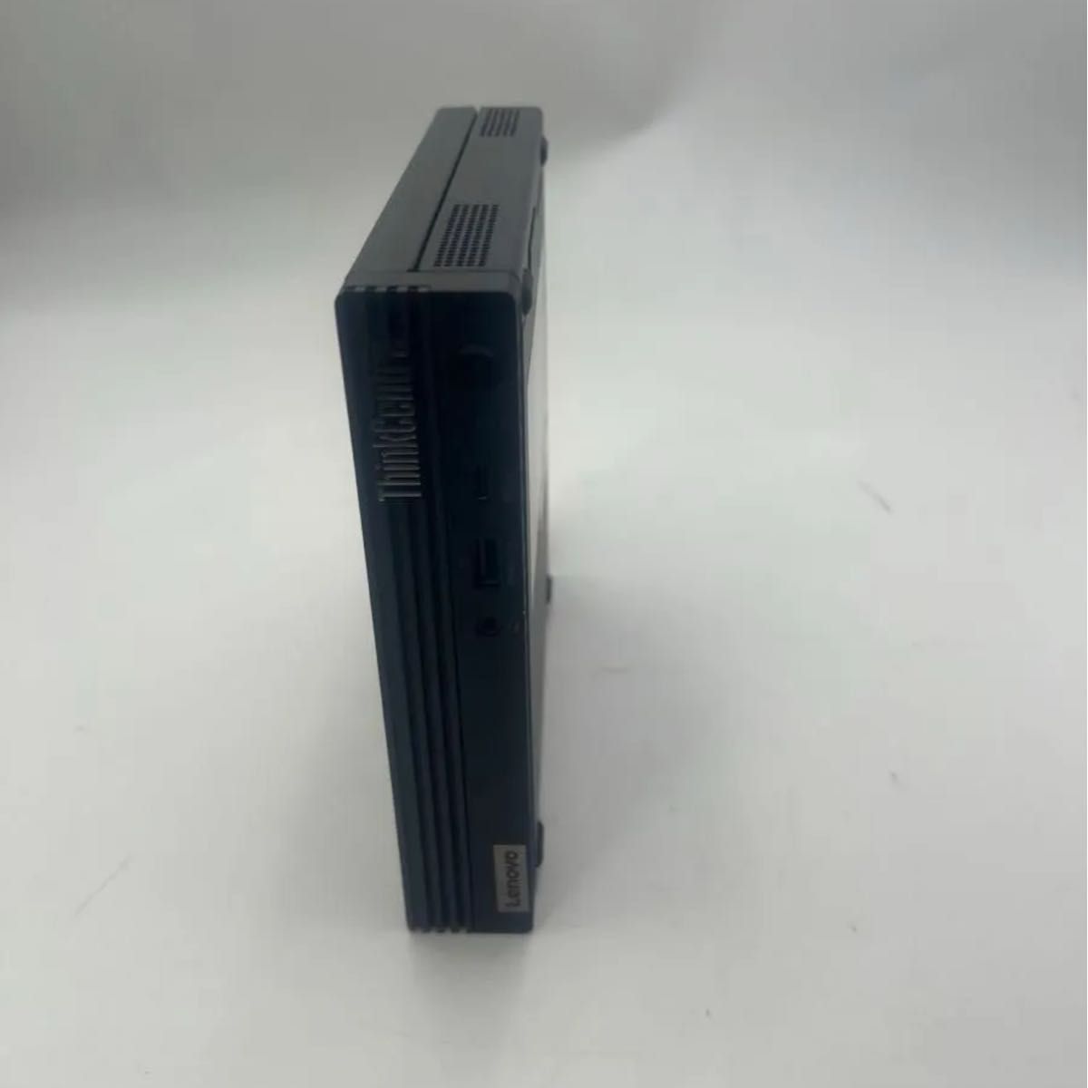小型パソコンLenovo ThinkCentre M70q i3-10100T メモリ8 M 小型パソコンLenovo ThinkCentre M70q i3-10100T メモリ8 M