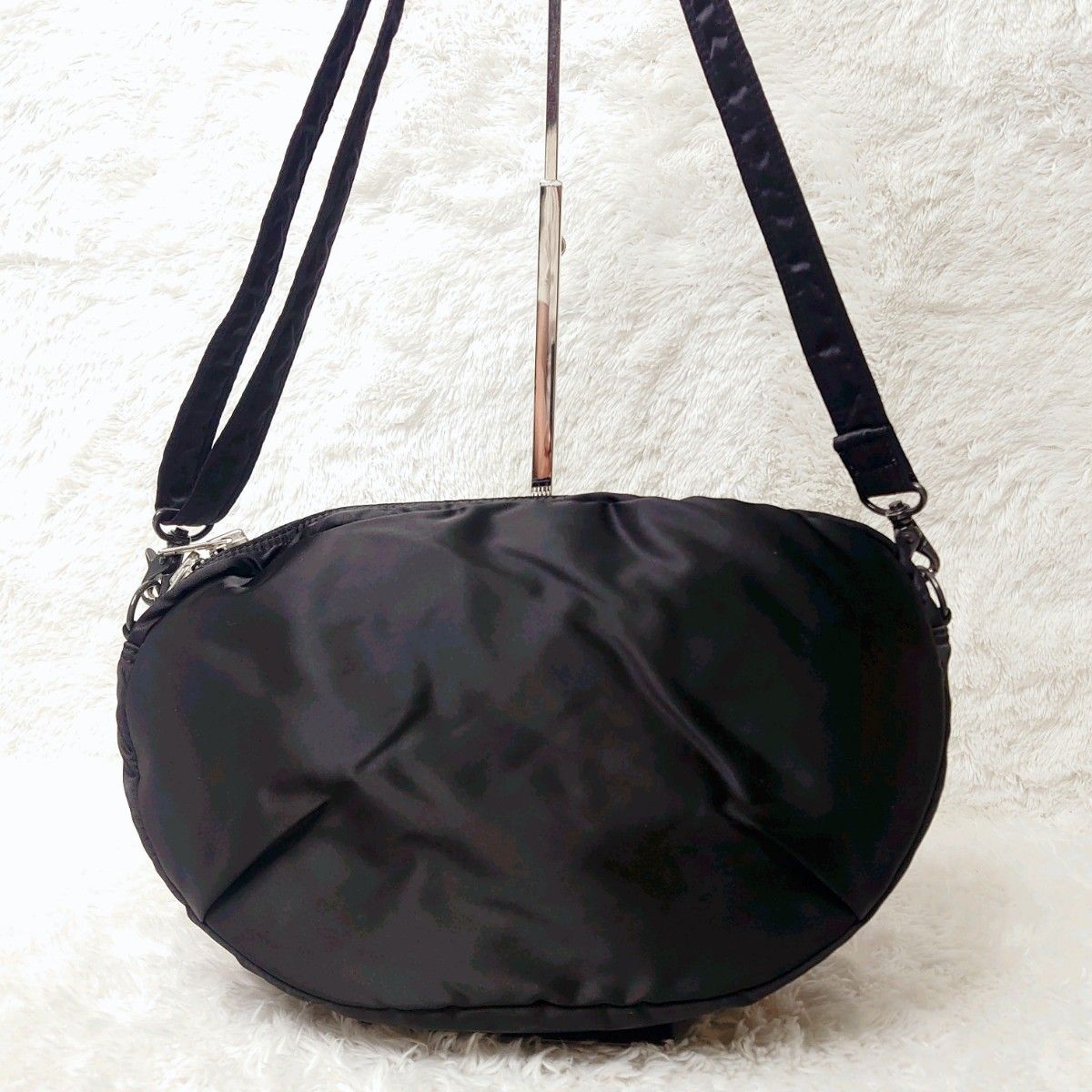 美品】PORTER TANKER タンカー ショルダーバッグ オーバル 美品】PORTER TANKER タンカー ショルダーバッグ オーバル
