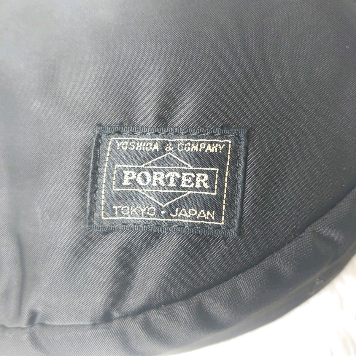 美品】PORTER TANKER タンカー ショルダーバッグ オーバル 美品】PORTER TANKER タンカー ショルダーバッグ オーバル
