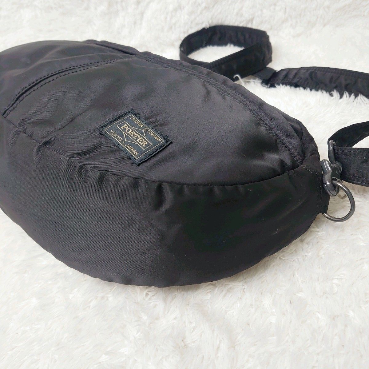 美品】PORTER TANKER タンカー ショルダーバッグ オーバル 美品】PORTER TANKER タンカー ショルダーバッグ オーバル