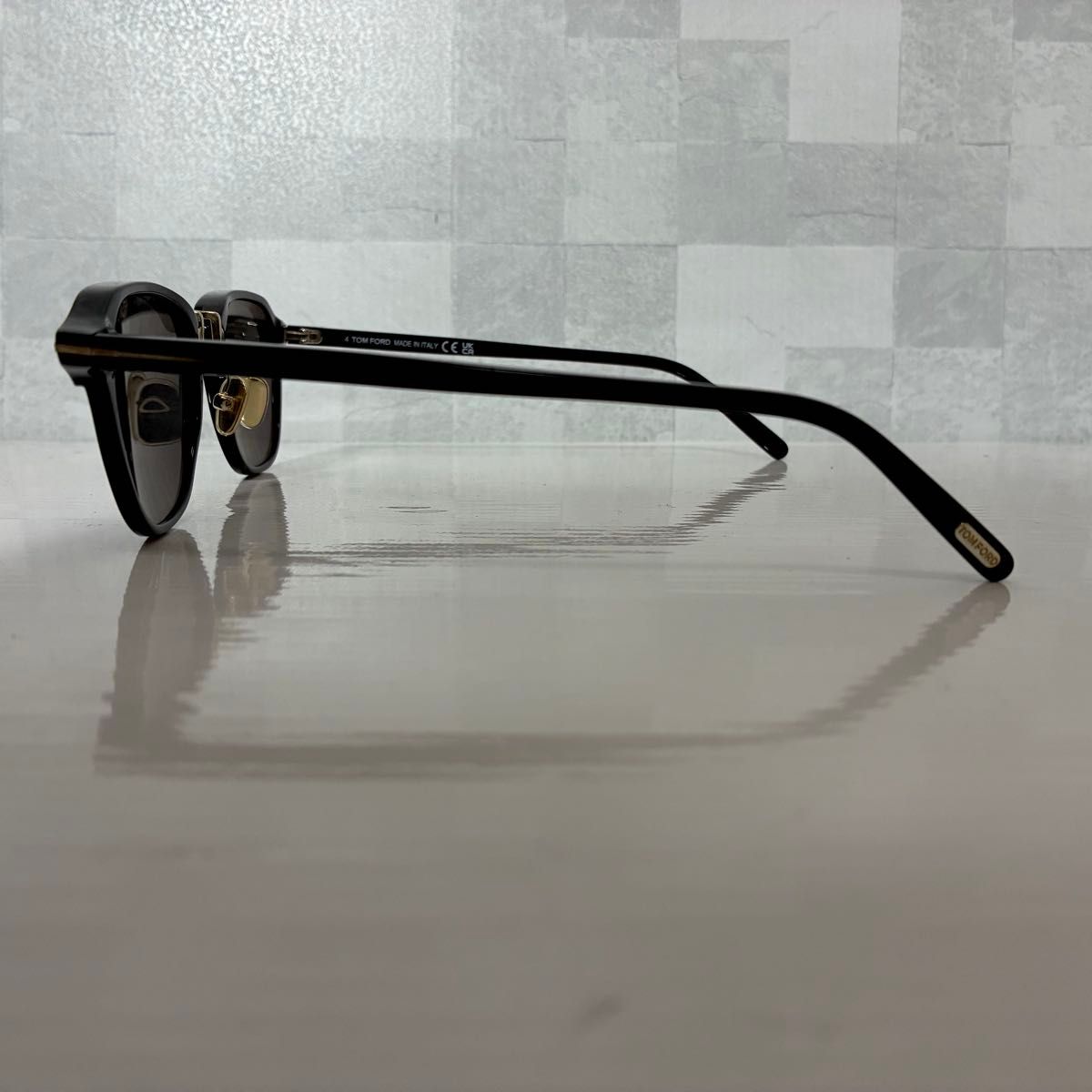 希少 TOM FORD トムフォード サングラス アイウェア TF878-D 希少 TOM FORD トムフォード サングラス アイウェア TF878-D