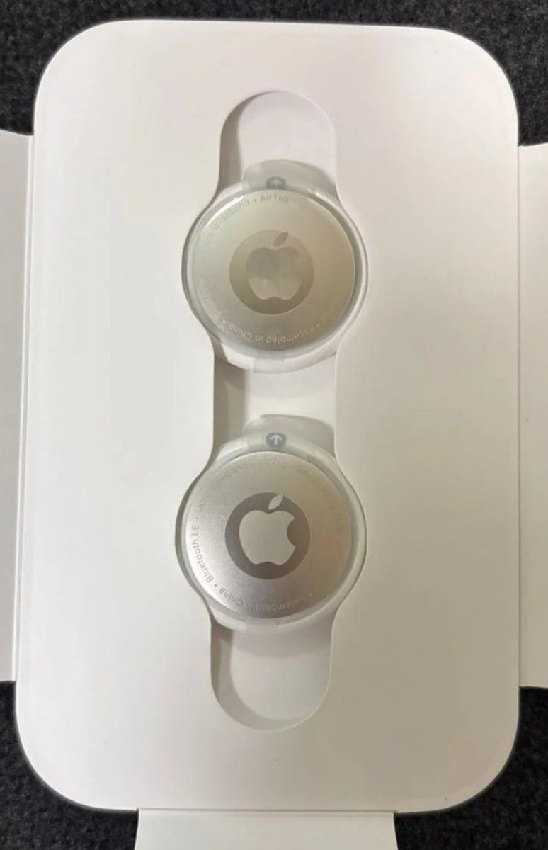 新品未使用 Apple AirTag 2個セット 2パック アップル エアタグ 新品未使用 Apple AirTag 2個セット 2パック アップル エアタグ
