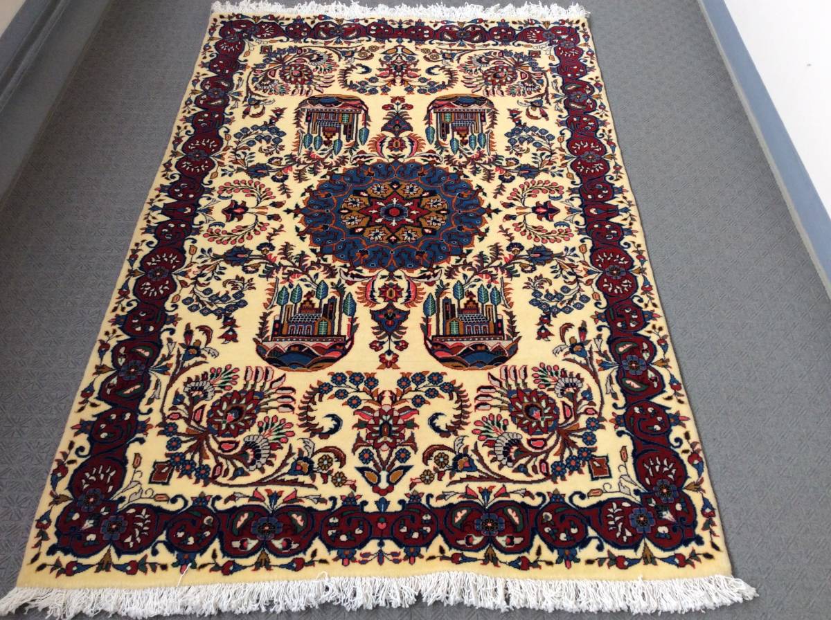 お薦め送料込み◆上質美しい絵柄◆新品ペルシャ絨毯najafabad Esfahan 産 157×105㎝