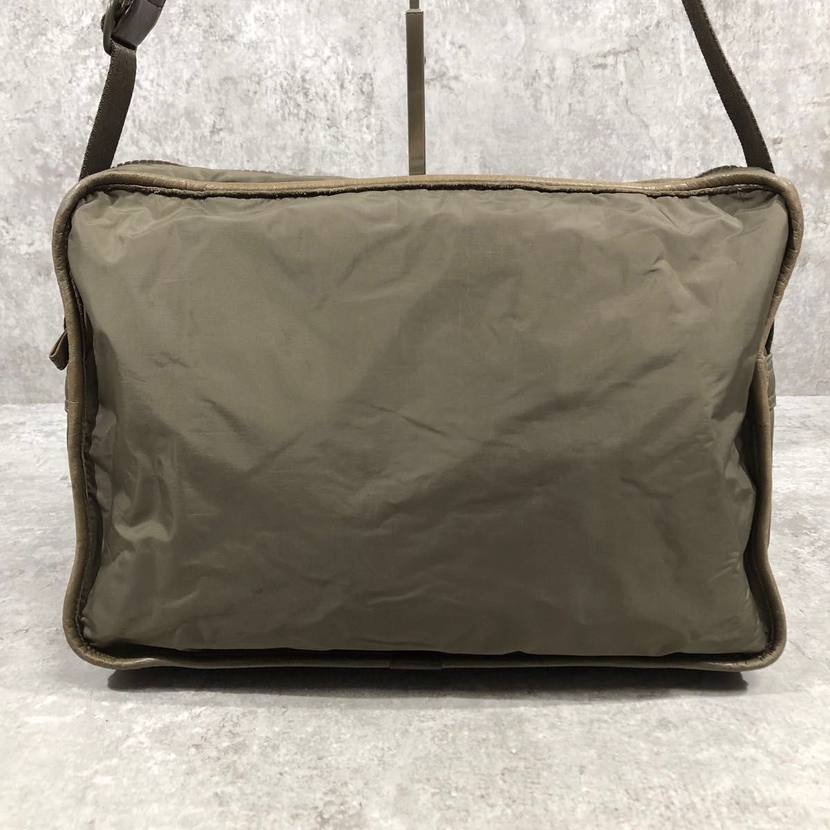 美品 PaulSmith ポールスミス ショルダーバッグ ビジネスバッグ 美品 PaulSmith ポールスミス ショルダーバッグ ビジネスバッグ