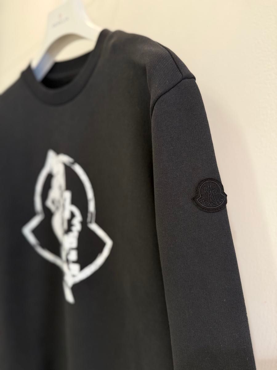 新品 MONCLER スウェット トレーナー 長袖 トップス ブラック 新品 MONCLER スウェット トレーナー 長袖 トップス ブラック