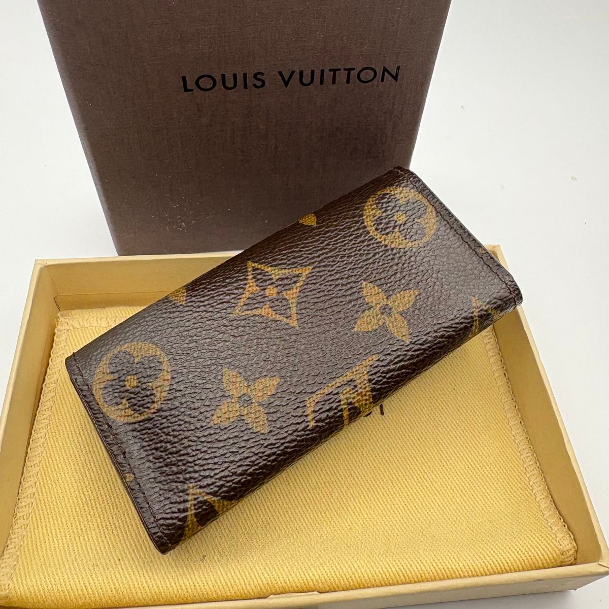 LOUIS VUITTON ルイヴィトン モノグラム4連 キーケース LOUIS VUITTON ルイヴィトン モノグラム4連 キーケース
