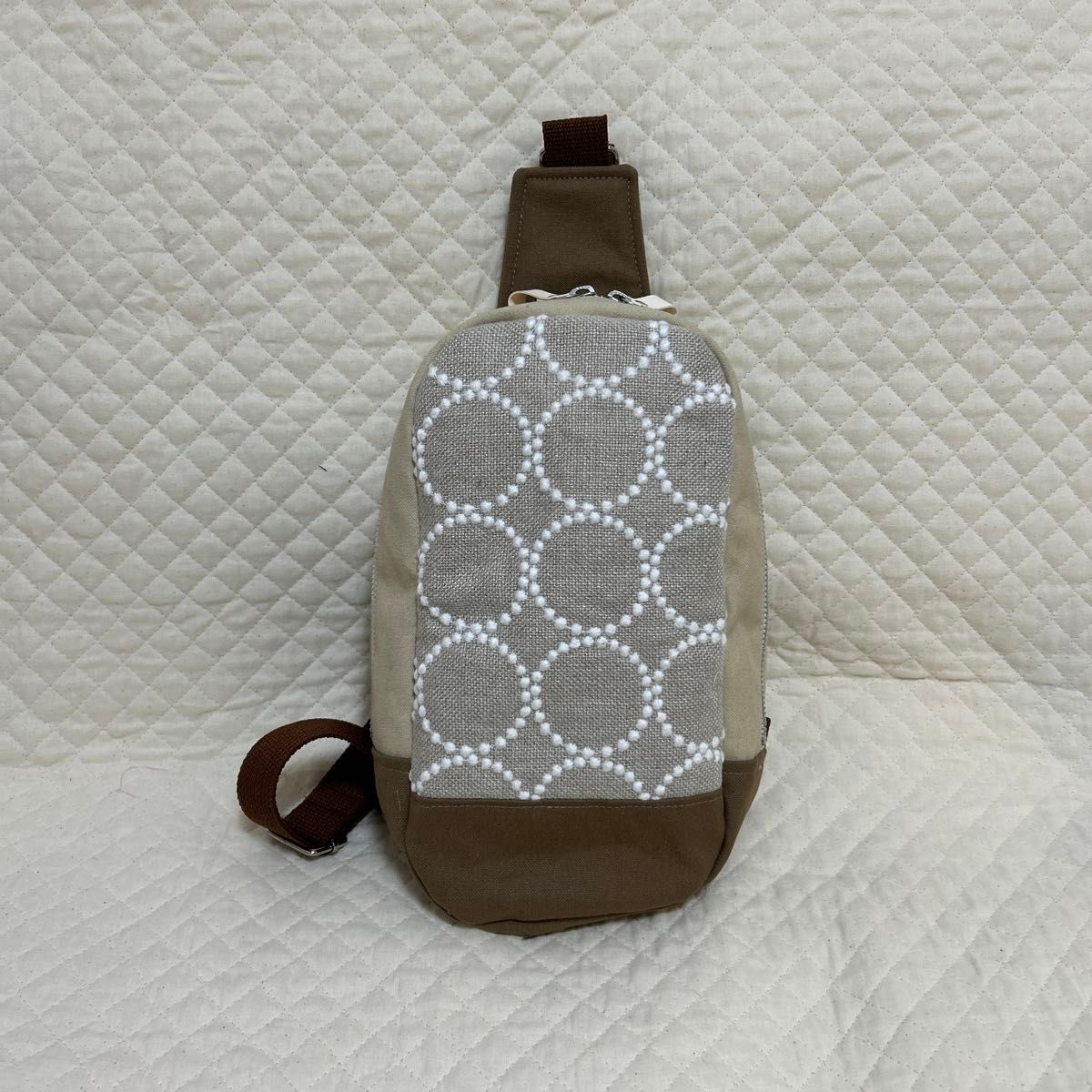 ミナペルホネン ハンドメイド BOXタイプボディバッグ タンバリン ミナペルホネン ハンドメイド BOXタイプボディバッグ タンバリン