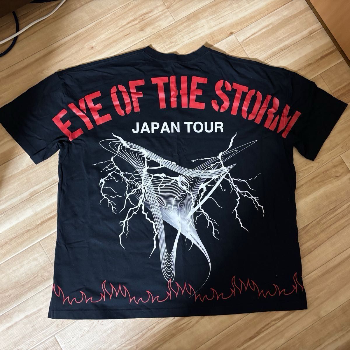 ONE OK ROCK Eye of the Storm Tシャツ Lサイズ|Yahoo!フリマ ONE OK ROCK Eye of the Storm Tシャツ Lサイズ|Yahoo!フリマ