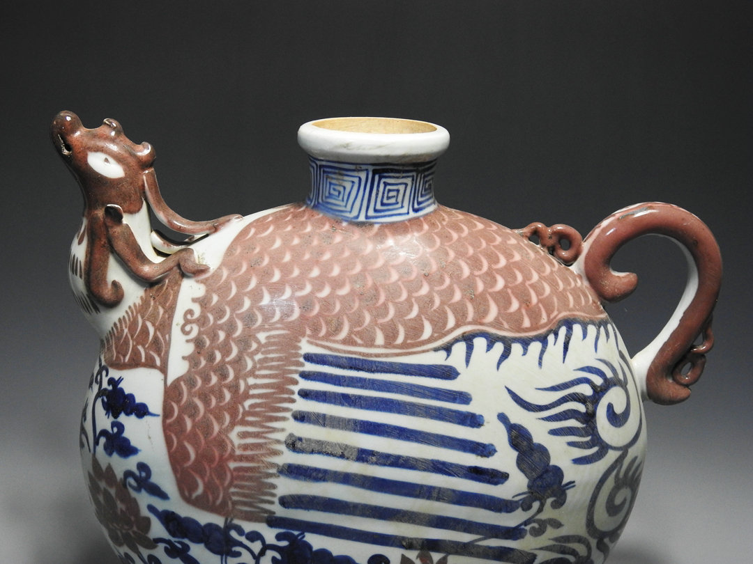 多寶屋】XP4435□元時代青花釉里紅彫刻鳳凰紋鳳嘴壷・水注蓋付特大扁壷