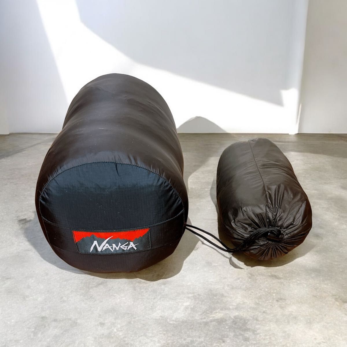 早い者勝ち 》 山渓 ナンガ 600DX オールブラック 保管バッグ 早い者勝ち 》 山渓 ナンガ 600DX オールブラック 保管バッグ