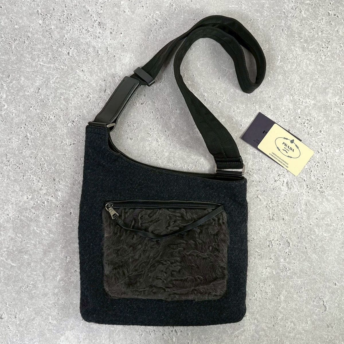 PRADA AW1999 fur shoulder bag プラダ ショルダーバッグ PRADA AW1999 fur shoulder bag プラダ ショルダーバッグ